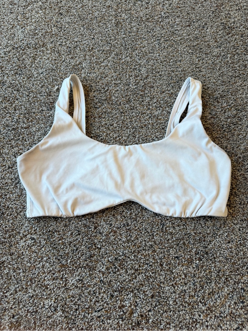 Gymshark Sports Bra Large White Ivory Scoop Neck Workout Training Logo